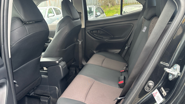 Toyota Yaris Cross 1.5 Hybrid Excel 5dr CVT Hybrid Estate